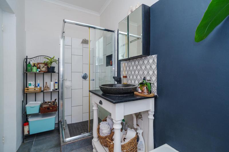 2 Bedroom Property for Sale in Harfield Village Western Cape